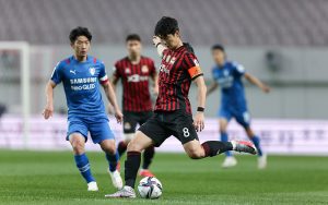 Soi kèo Suwon Bluewings vs Seoul lúc 17h30 ngày 19/6/2022